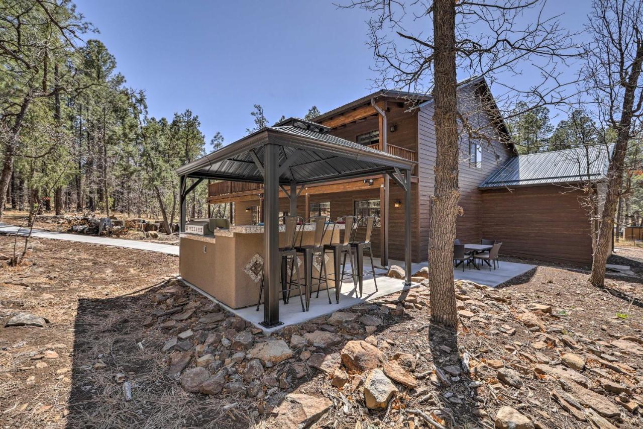 Spacious Pinetop-Lakeside Home With Hot Tub And Grill! 外观 照片